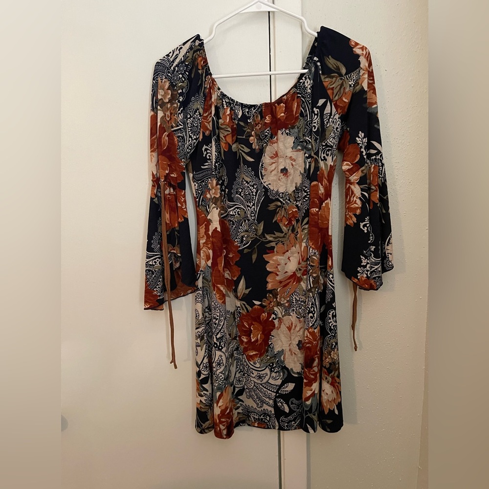 On or off shoulder dress size S